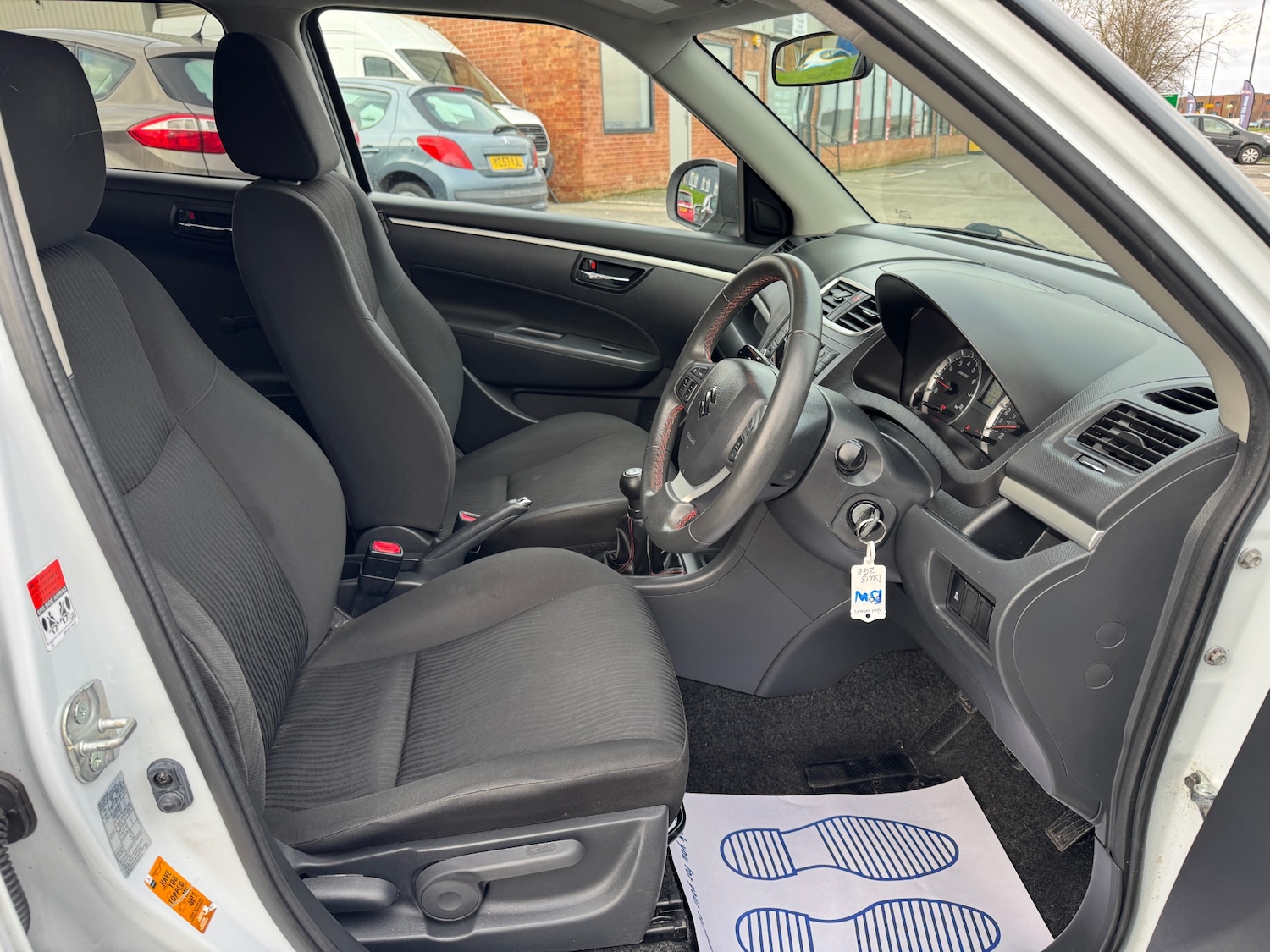 Used Suzuki Swift 2013 for sale - 77053739: Photo 27