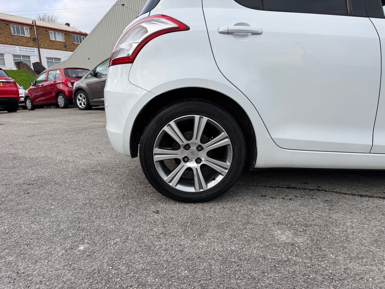 Used Suzuki Swift 2013 for sale - 77053739: Photo 8