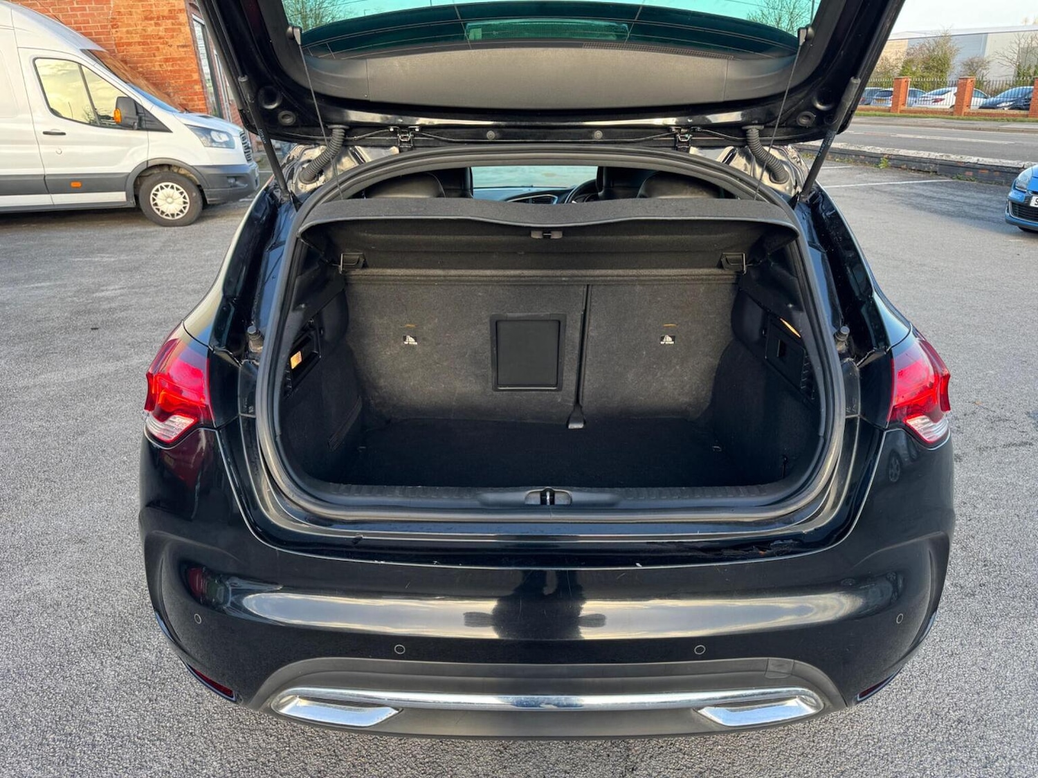 Used Citroen DS4 2012 for sale - 76896921: Photo 6