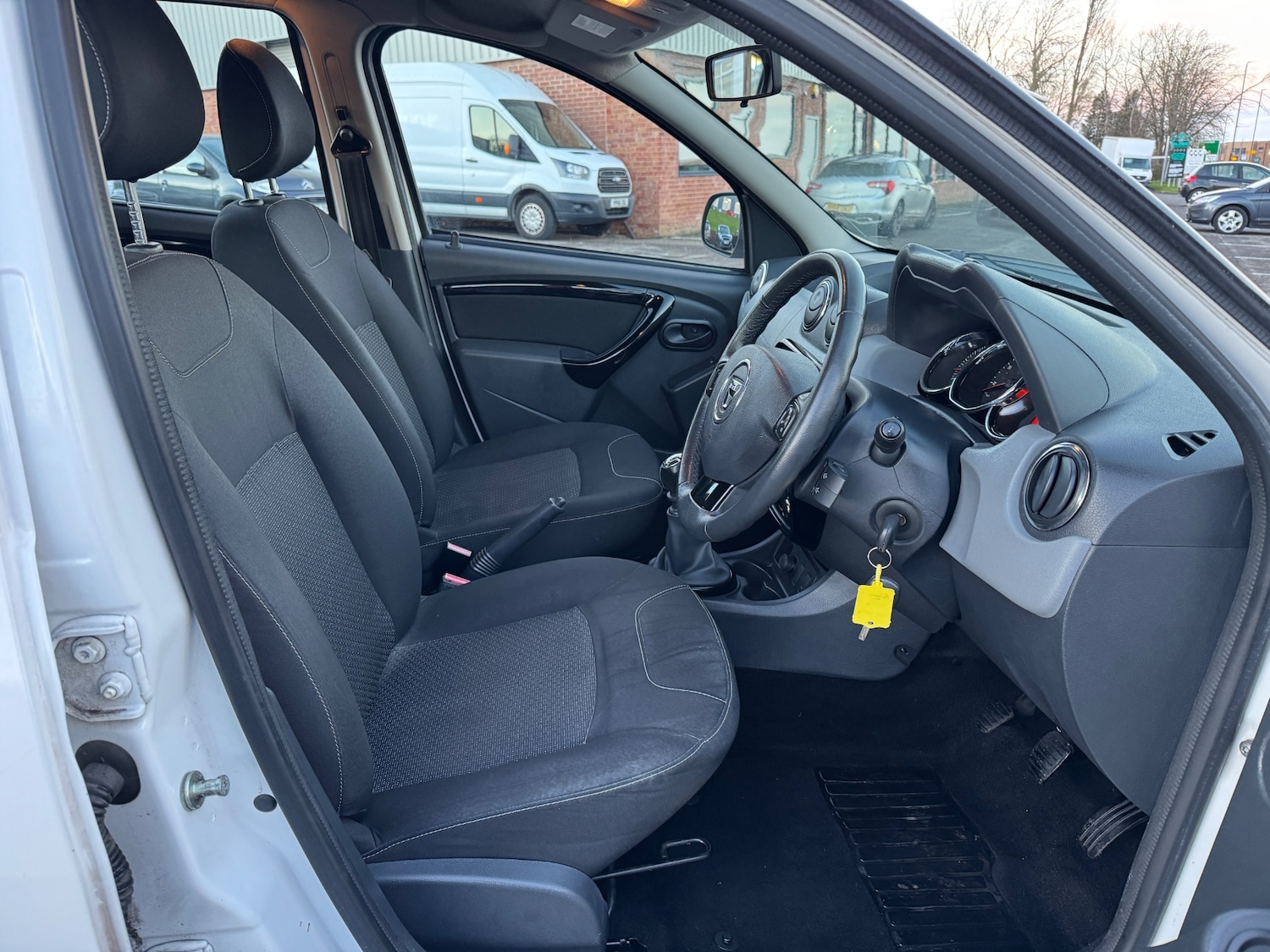 Used Dacia Duster 2014 for sale - 77107898: Photo 25