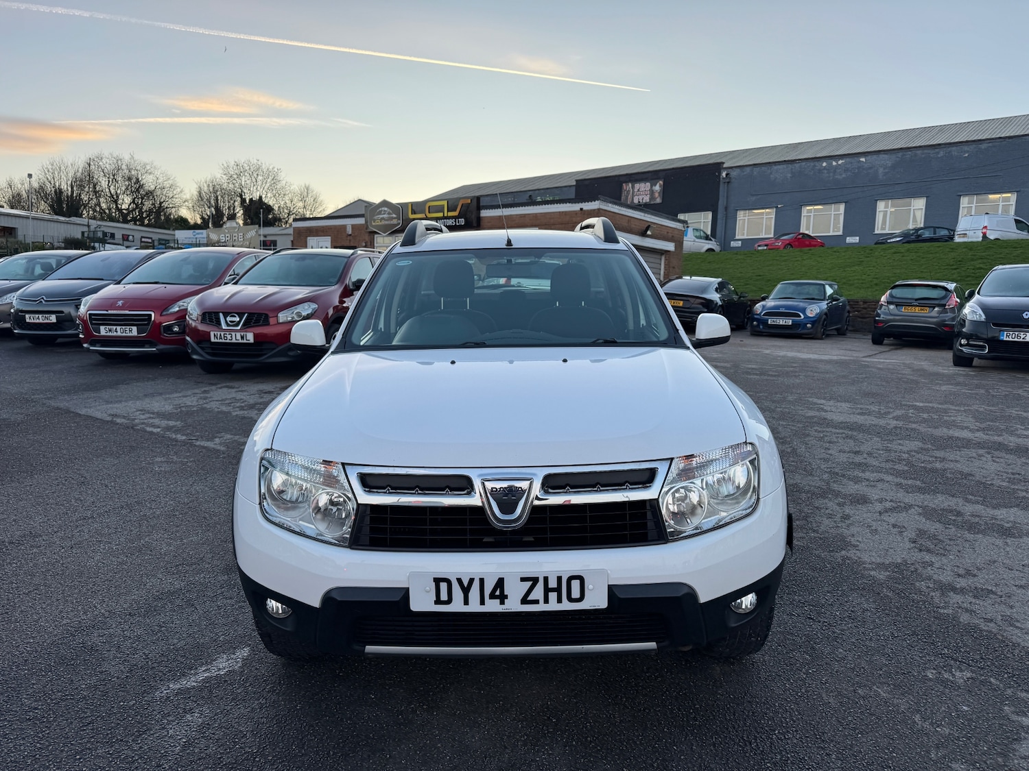 Used Dacia Duster 2014 for sale - 77107898: Photo 3
