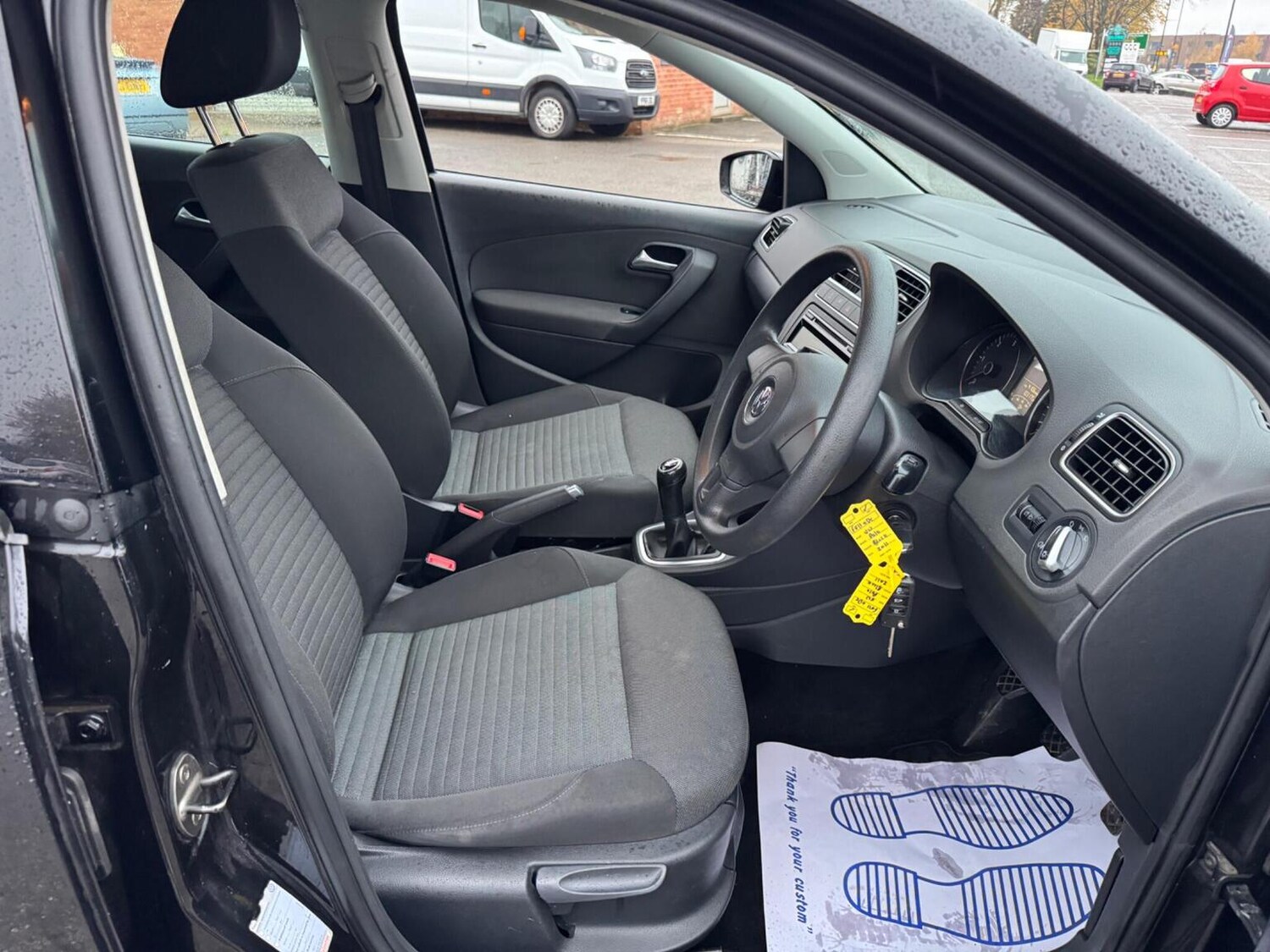 Used Volkswagen Polo 2011 for sale - 76576855: Photo 14