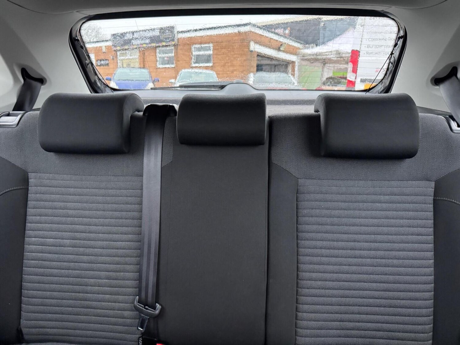 Used Volkswagen Polo 2011 for sale - 76576855: Photo 15