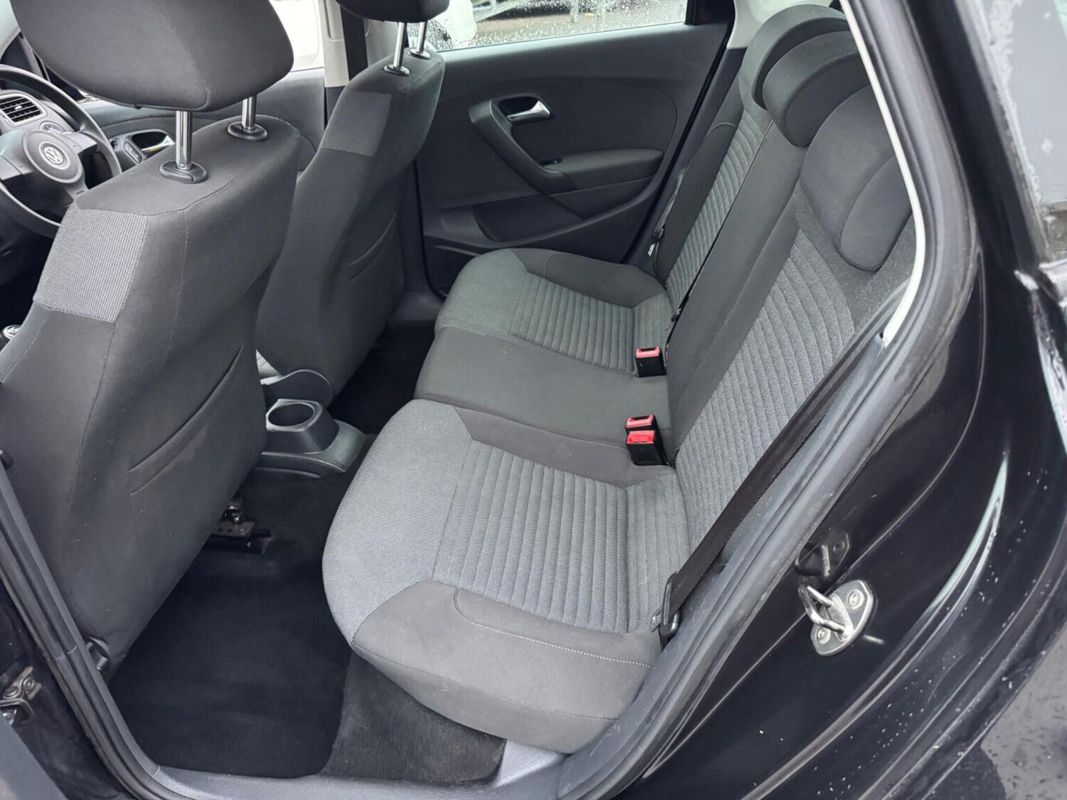 Used Volkswagen Polo 2011 for sale - 76576855: Photo 16