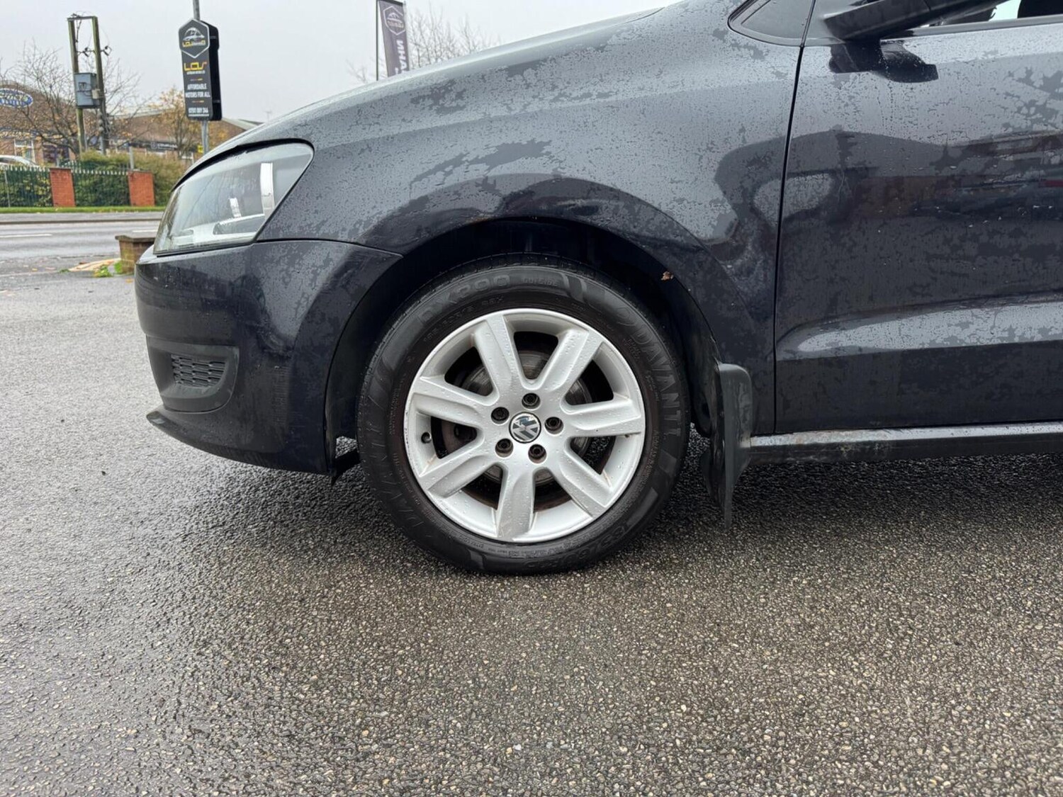 Used Volkswagen Polo 2011 for sale - 76576855: Photo 26