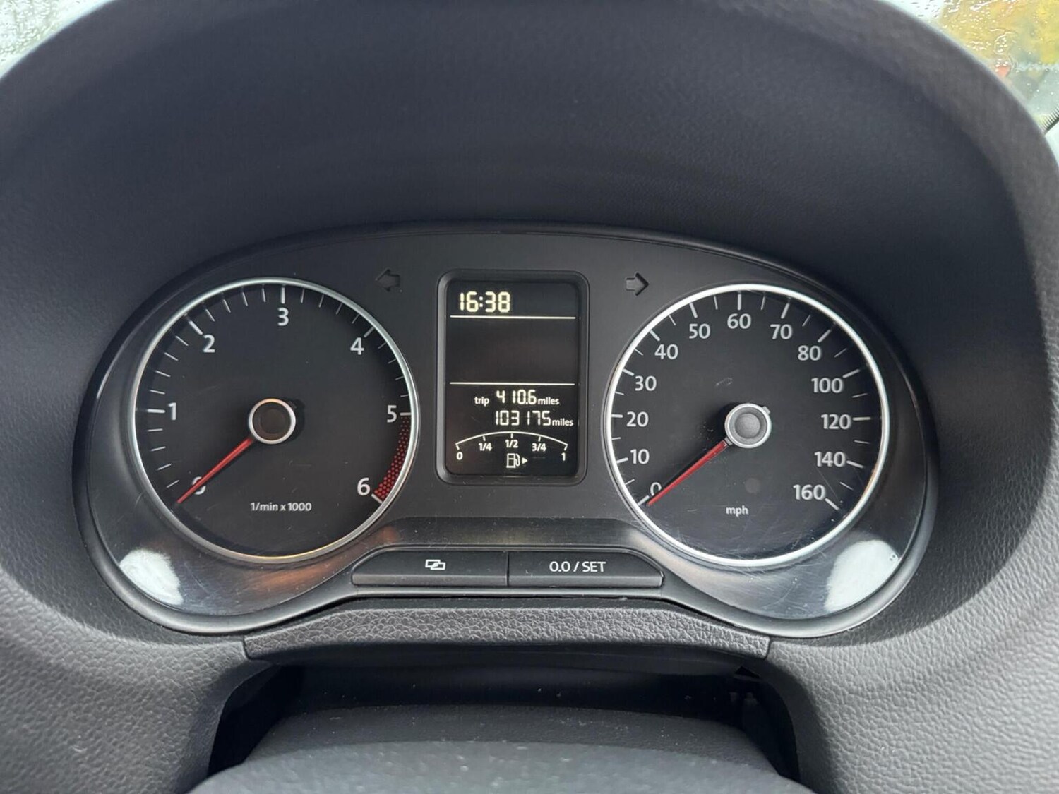 Used Volkswagen Polo 2011 for sale - 76576855: Photo 29