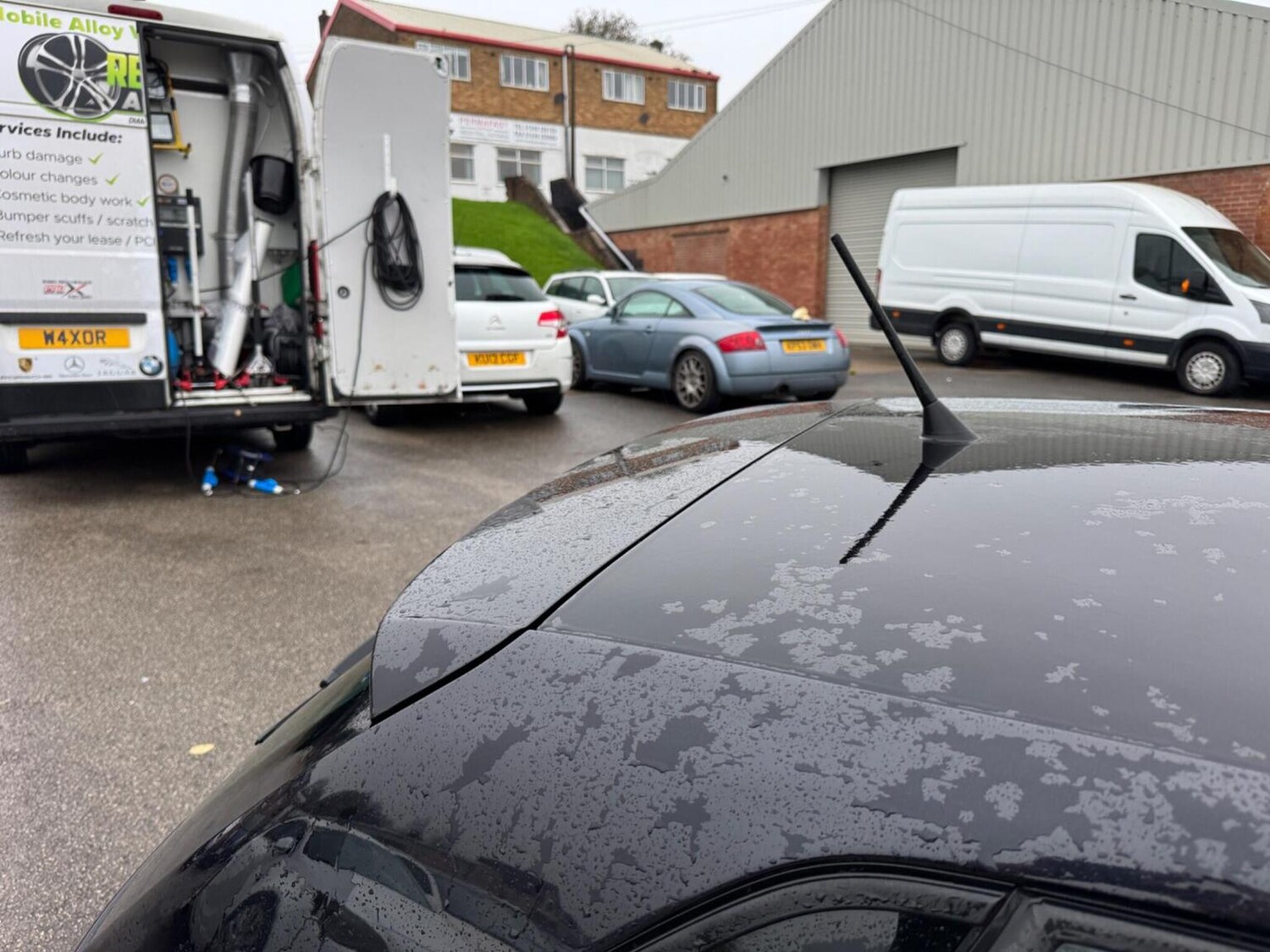 Used Volkswagen Polo 2011 for sale - 76576855: Photo 34