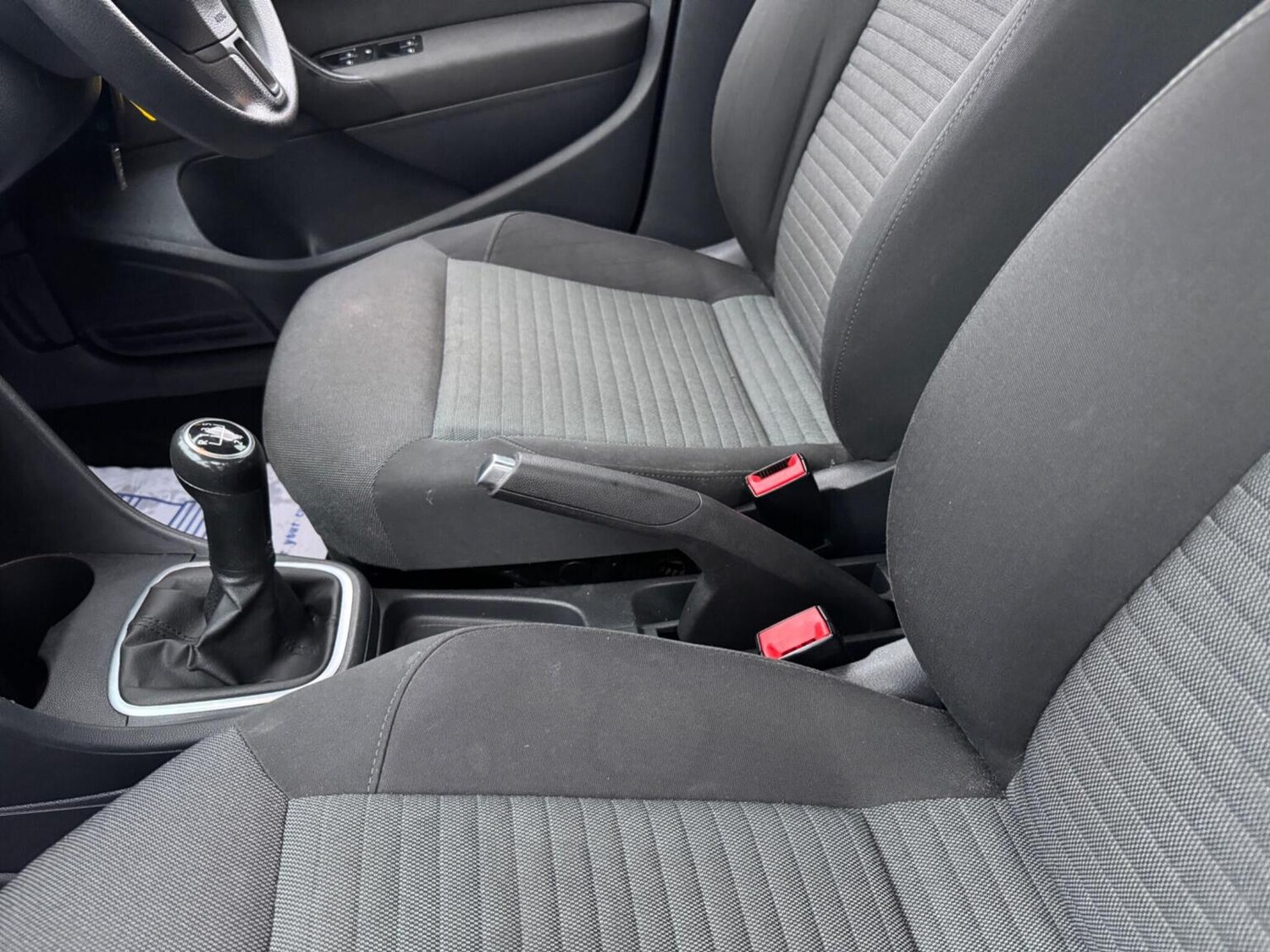 Used Volkswagen Polo 2011 for sale - 76576855: Photo 37