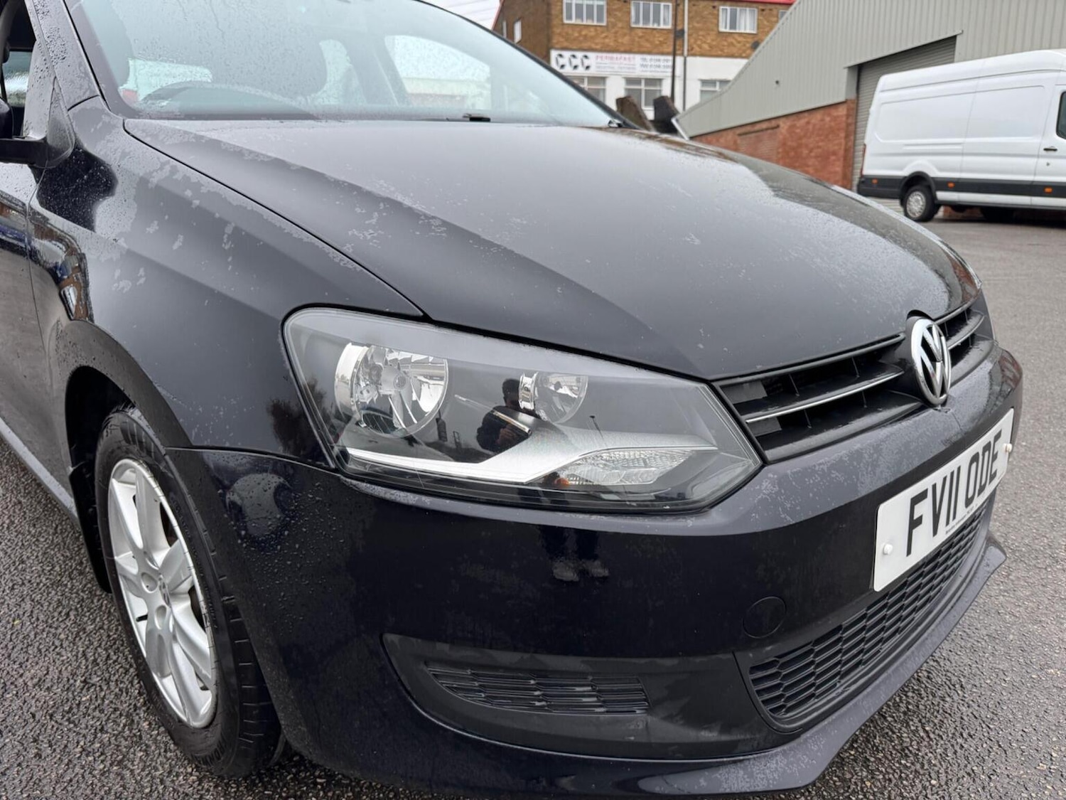 Used Volkswagen Polo 2011 for sale - 76576855: Photo 6