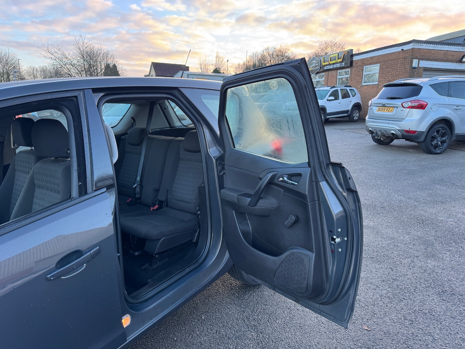 Used Vauxhall Meriva 2013 for sale - 77354952: Photo 26