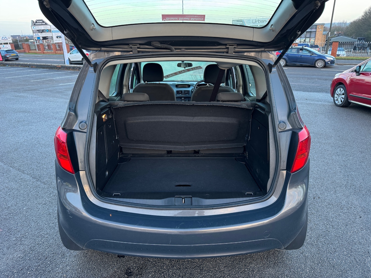 Used Vauxhall Meriva 2013 for sale - 77354952: Photo 5