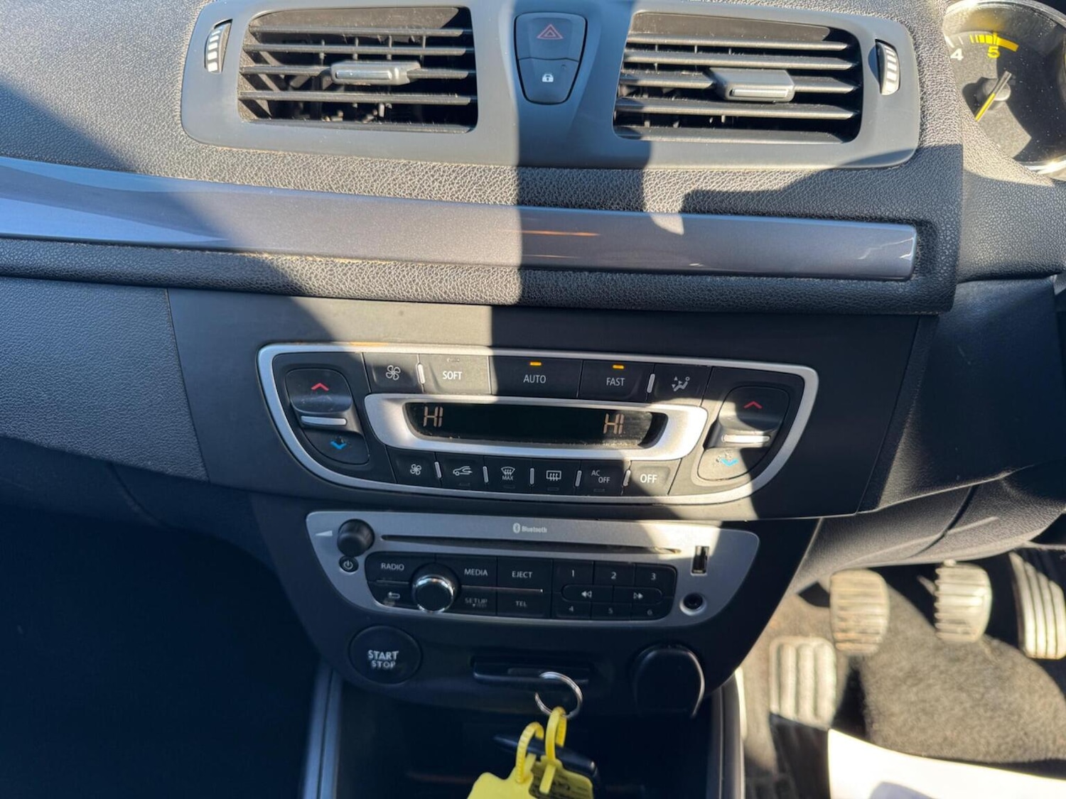 Used Renault Megane 2014 for sale - 76662691: Photo 39