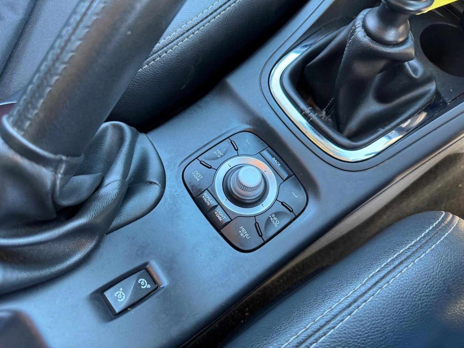 Used Renault Megane 2014 for sale - 76662691: Photo 41