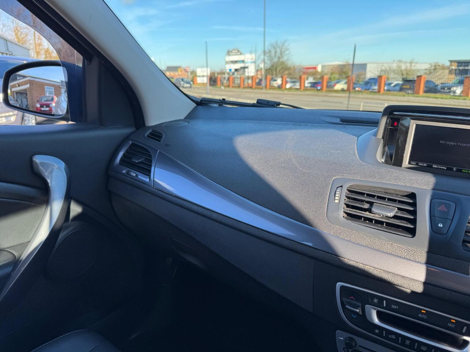 Used Renault Megane 2014 for sale - 76662691: Photo 42