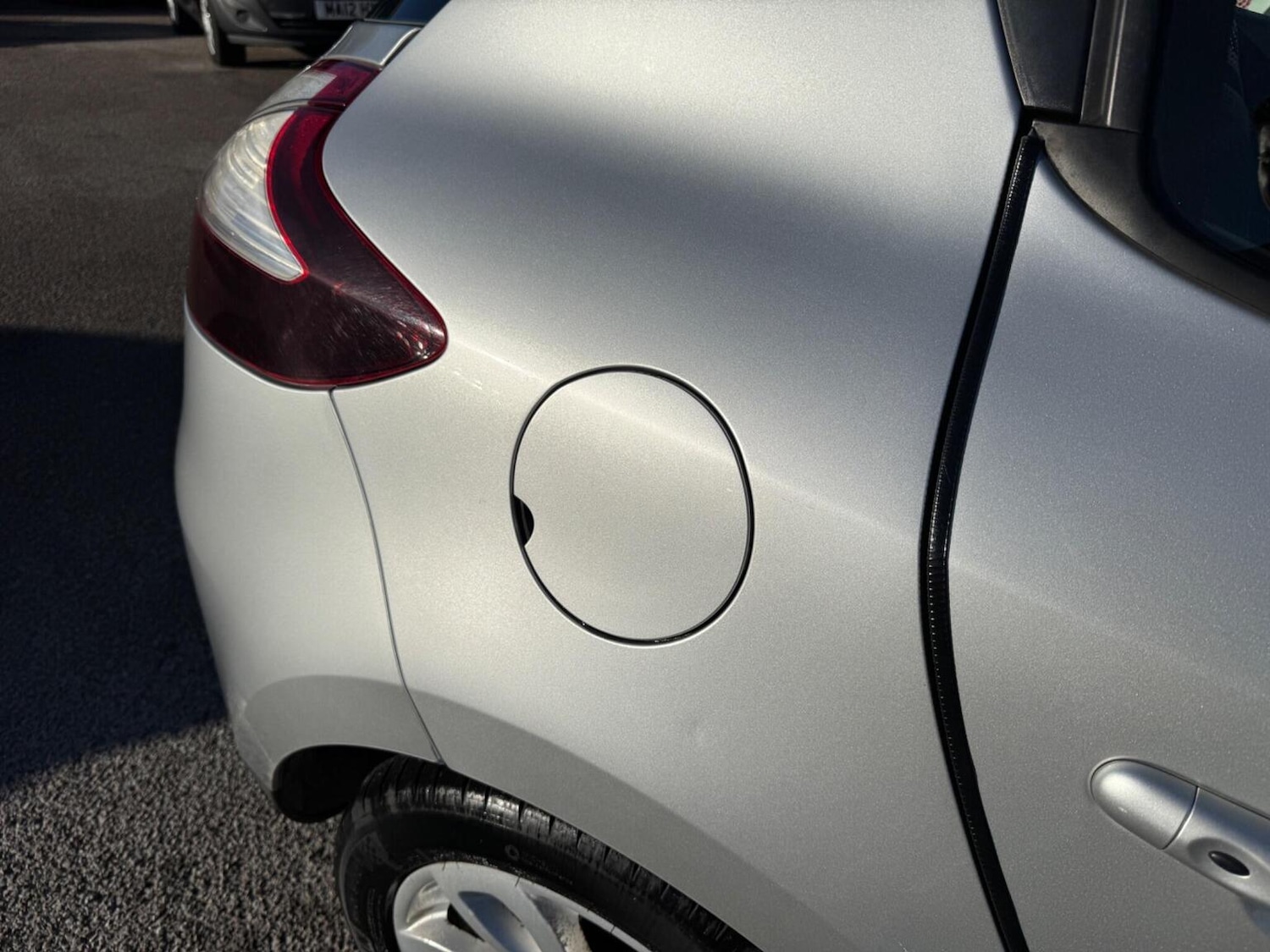 Used Renault Megane 2014 for sale - 76662691: Photo 9