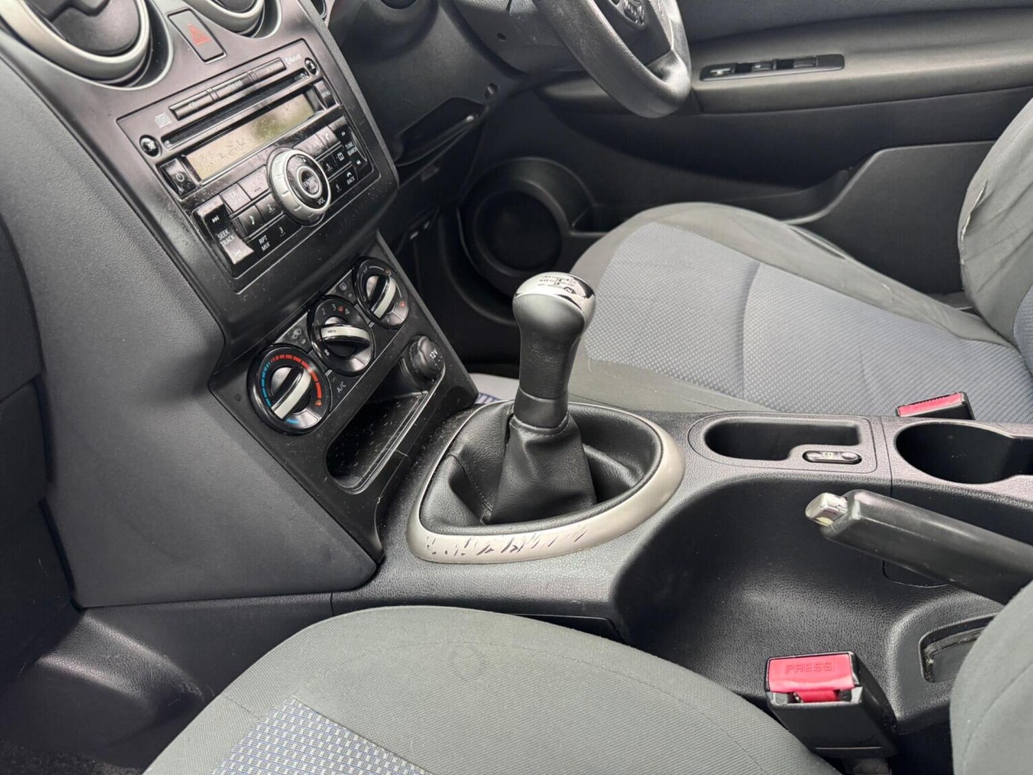 Used Nissan Qashqai 2010 for sale - 76576950: Photo 42