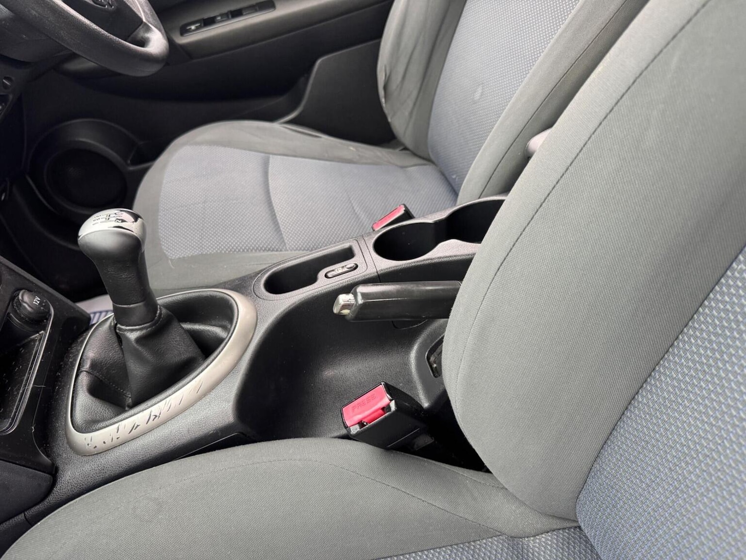 Used Nissan Qashqai 2010 for sale - 76576950: Photo 43