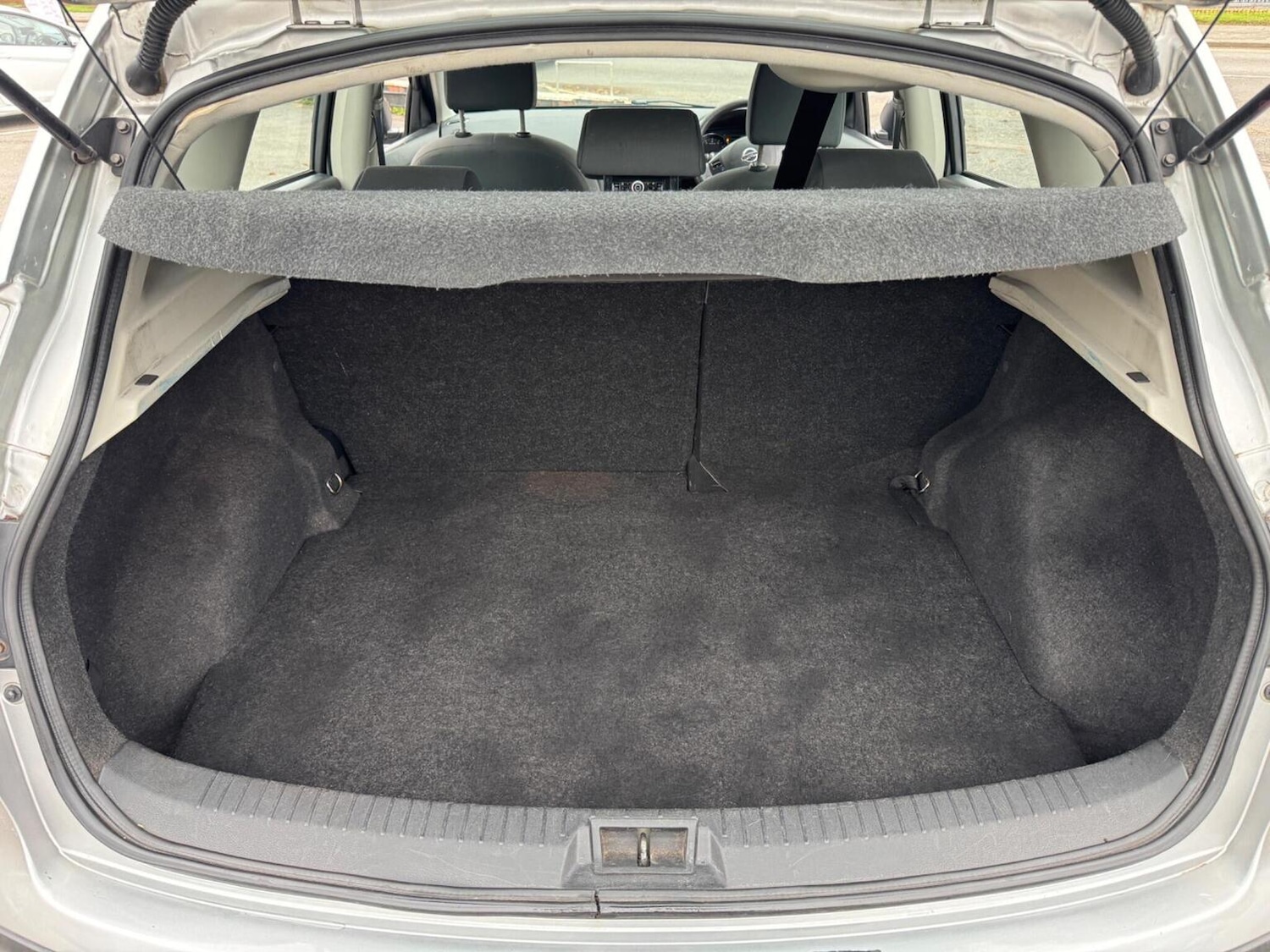 Used Nissan Qashqai 2010 for sale - 76576950: Photo 6