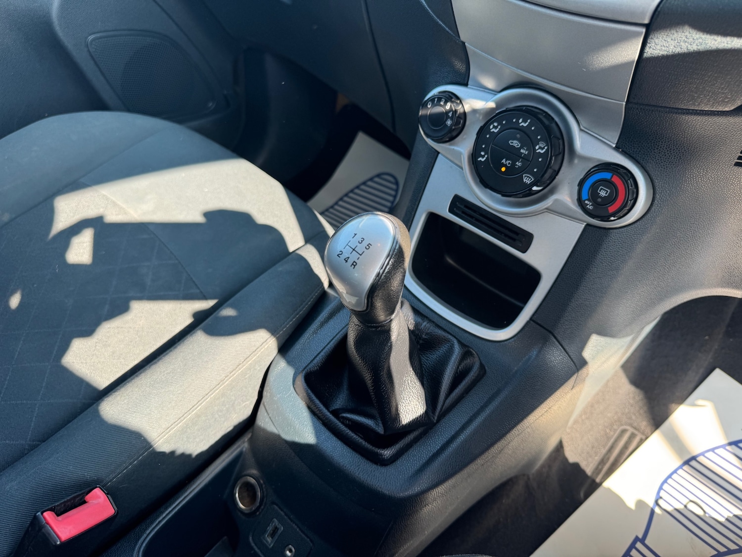 Used Ford Fiesta 2012 for sale - 77950777: Photo 16