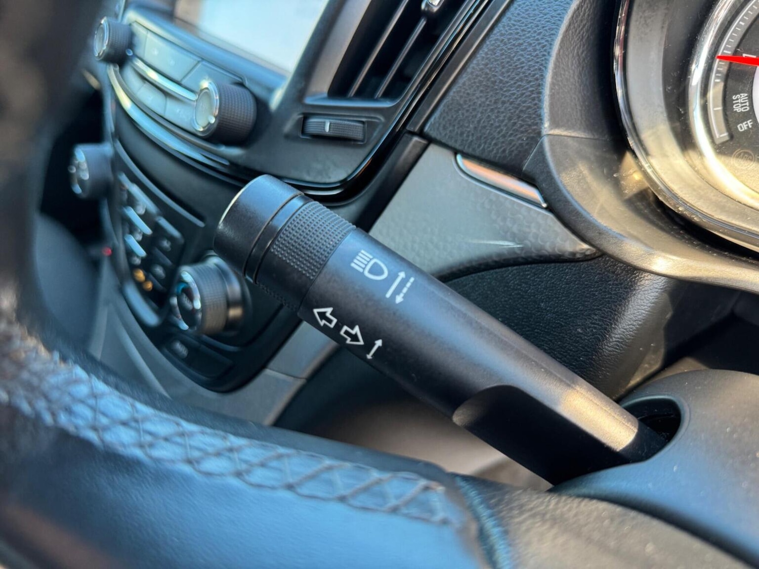 Used Vauxhall Insignia 2014 for sale - 76662684: Photo 38