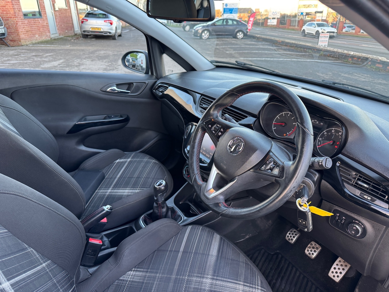 Used Vauxhall Corsa 2015 for sale - 77107900: Photo 28