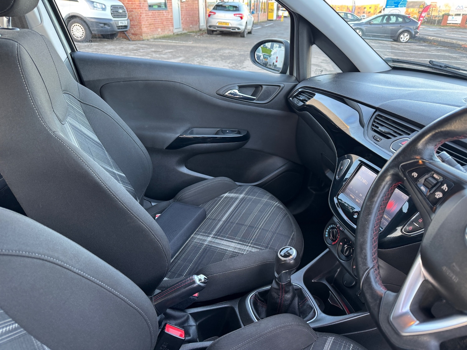 Used Vauxhall Corsa 2015 for sale - 77107900: Photo 29