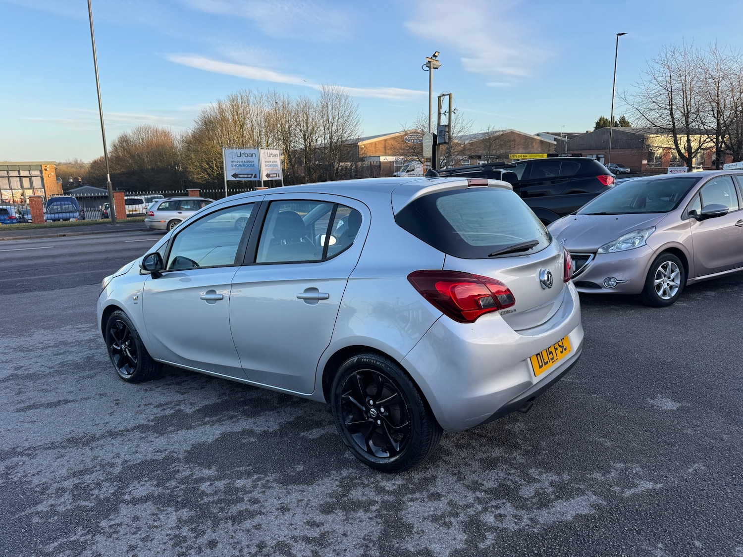 Used Vauxhall Corsa 2015 for sale - 77107900: Photo 4