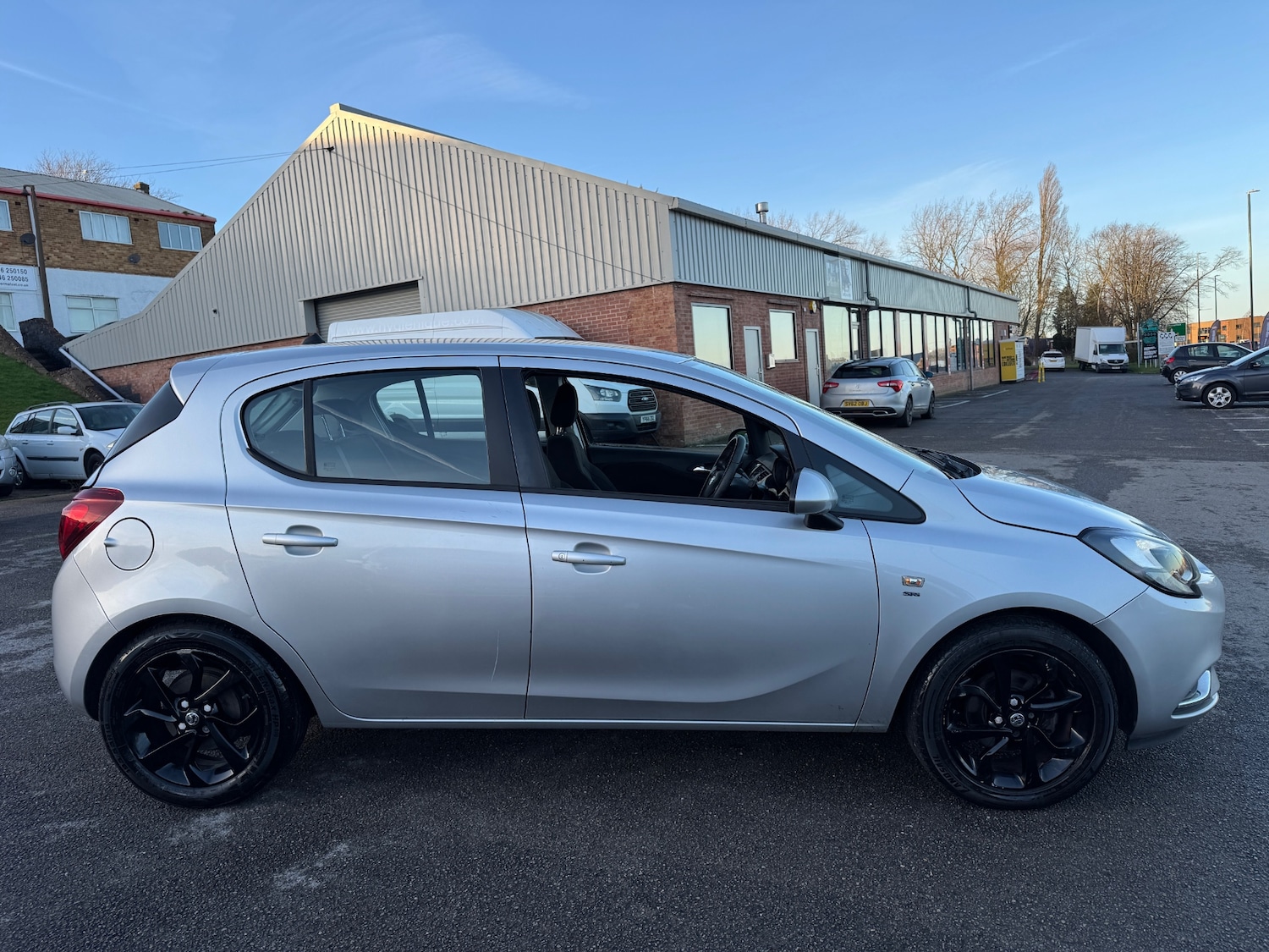 Used Vauxhall Corsa 2015 for sale - 77107900: Photo 7
