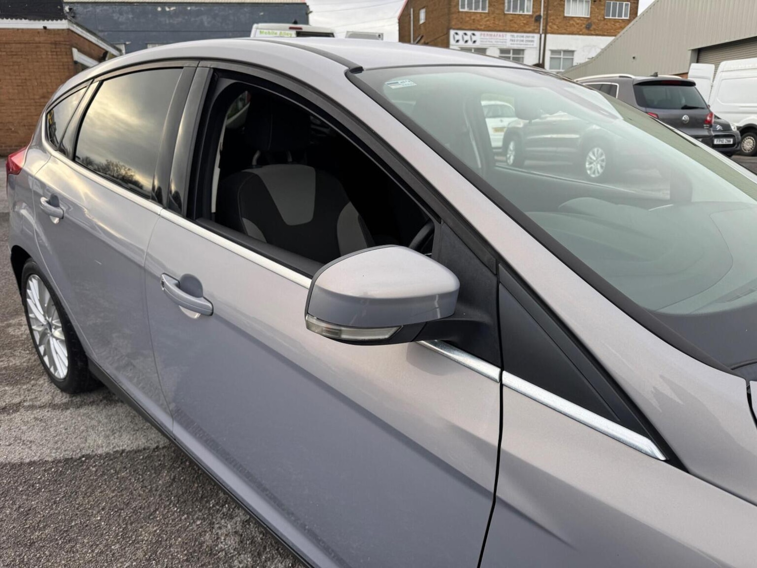 Used Ford Focus 2014 for sale - 76712678: Photo 13