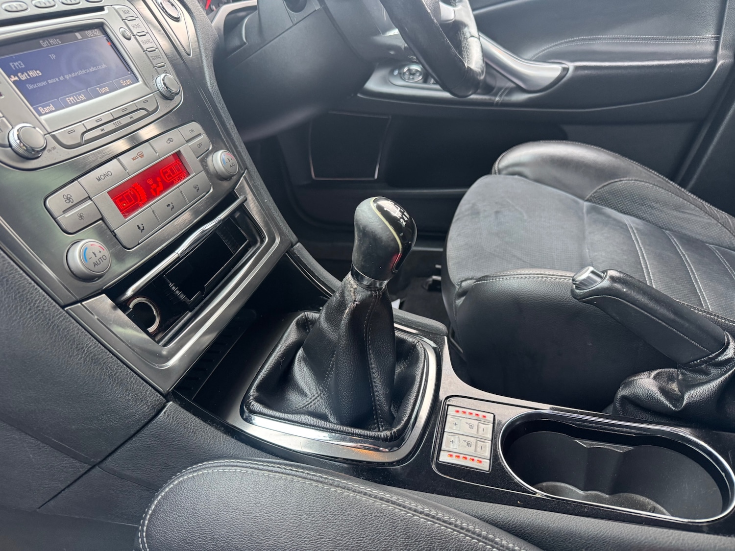 Used Ford Mondeo 2009 for sale - 77804908: Photo 25