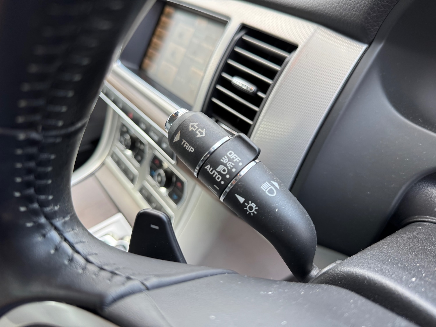 Used Jaguar XF 2012 for sale - 77804613: Photo 15