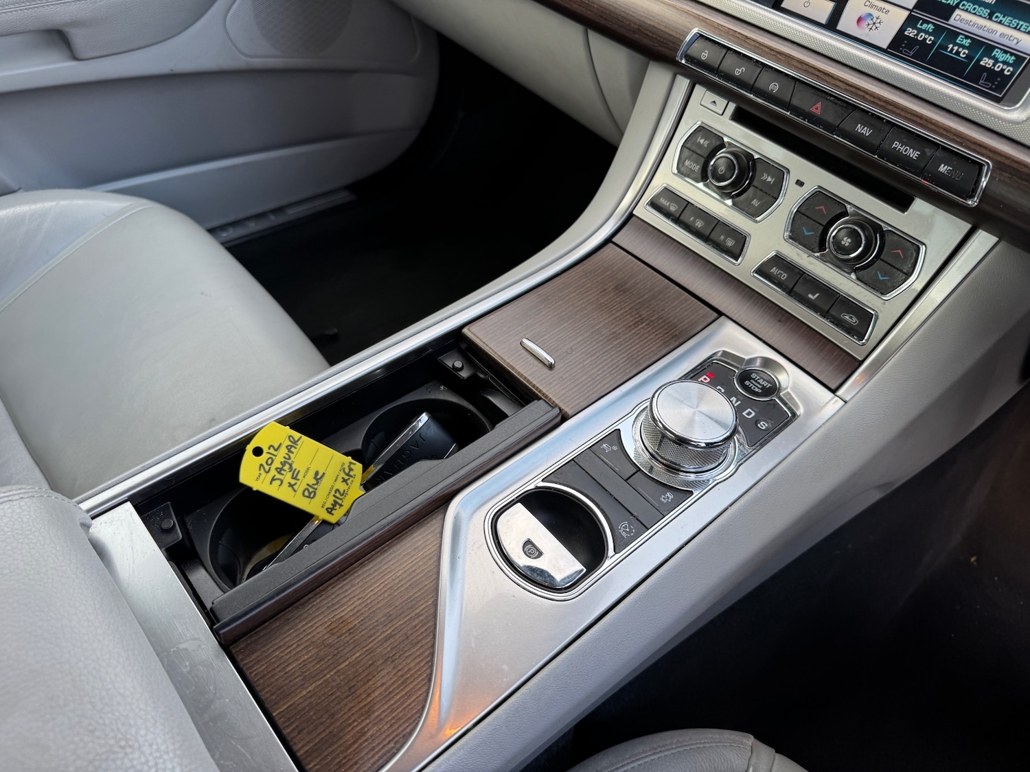 Used Jaguar XF 2012 for sale - 77804613: Photo 16