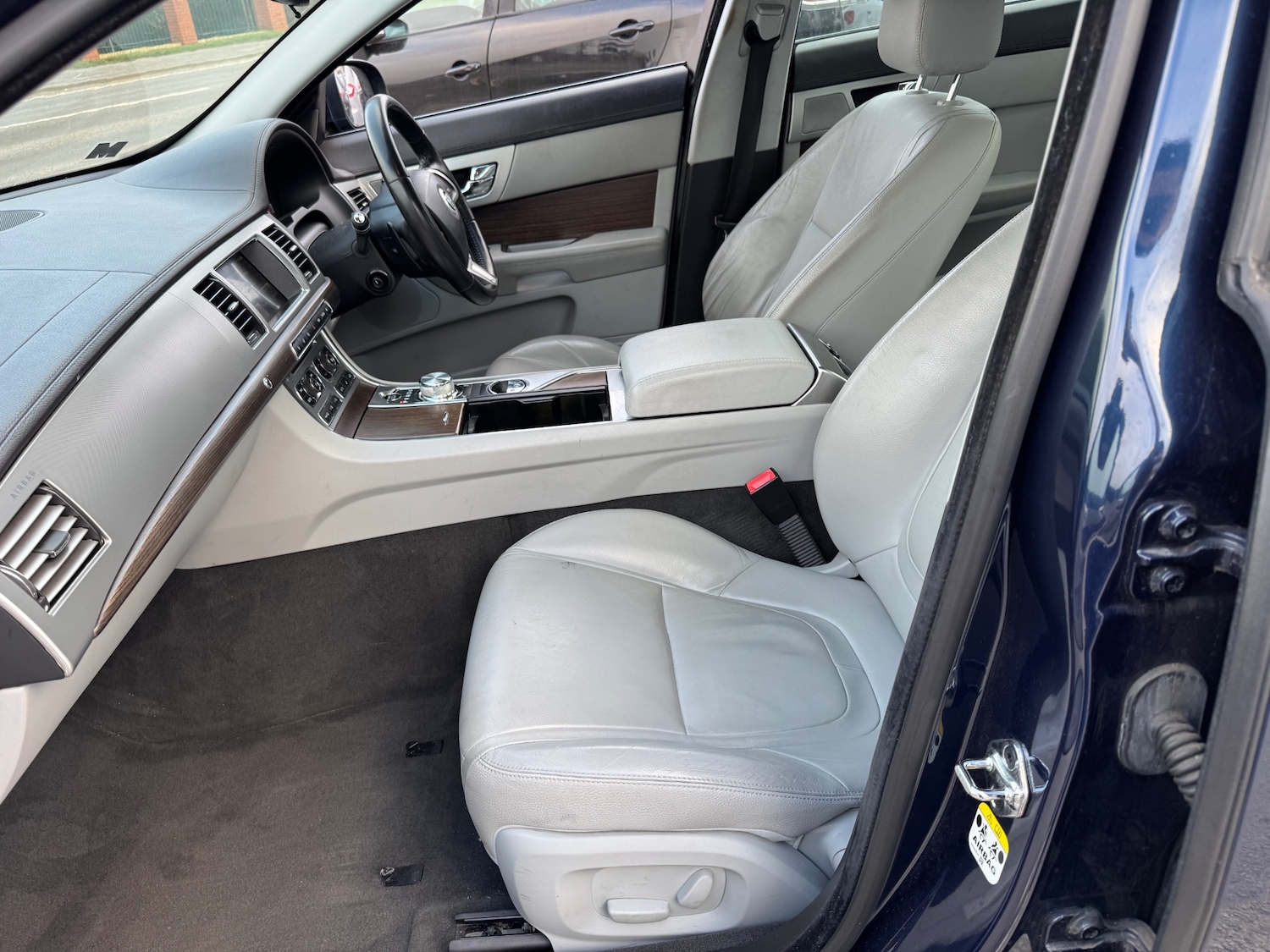 Used Jaguar XF 2012 for sale - 77804613: Photo 18