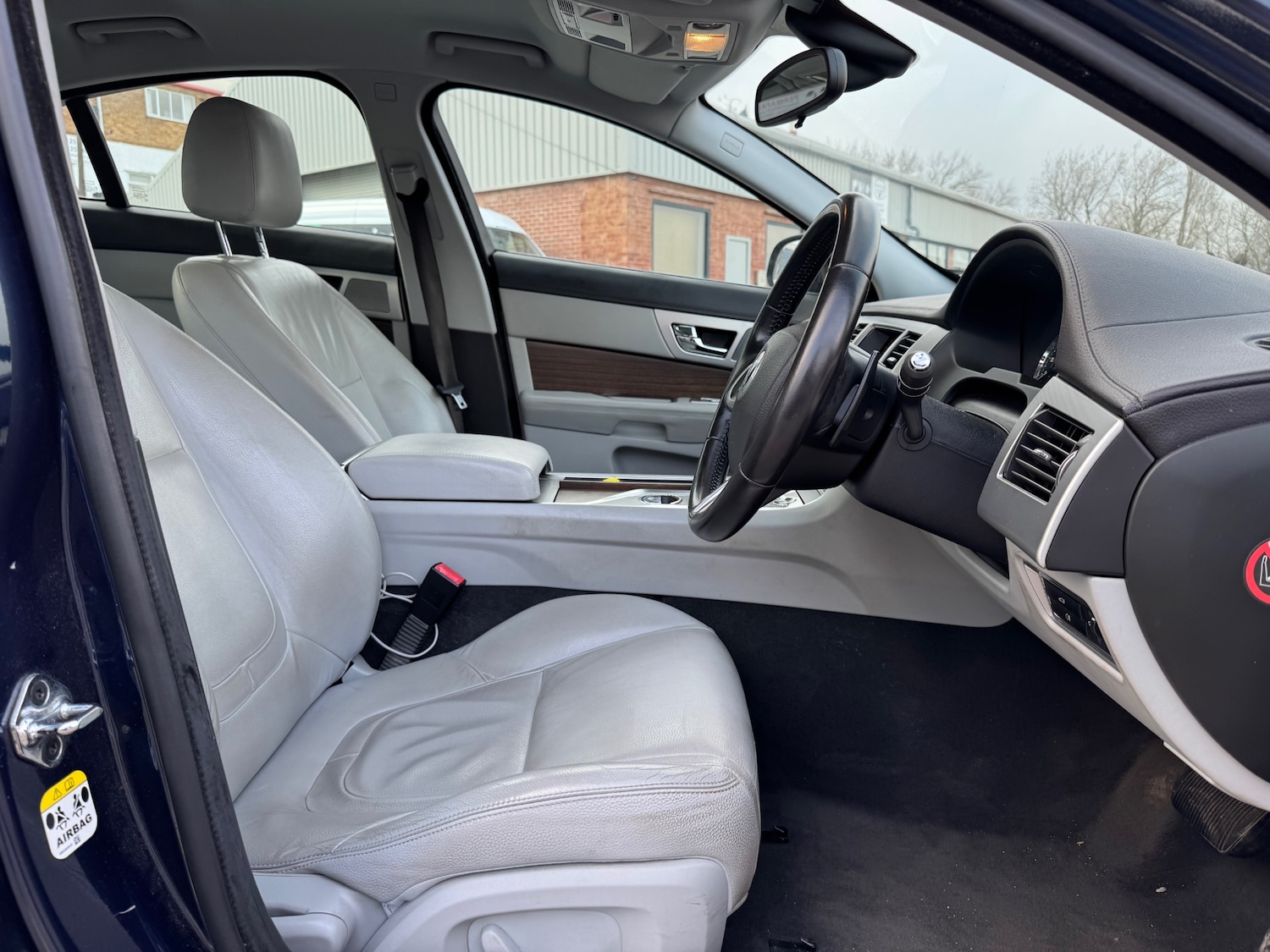 Used Jaguar XF 2012 for sale - 77804613: Photo 8