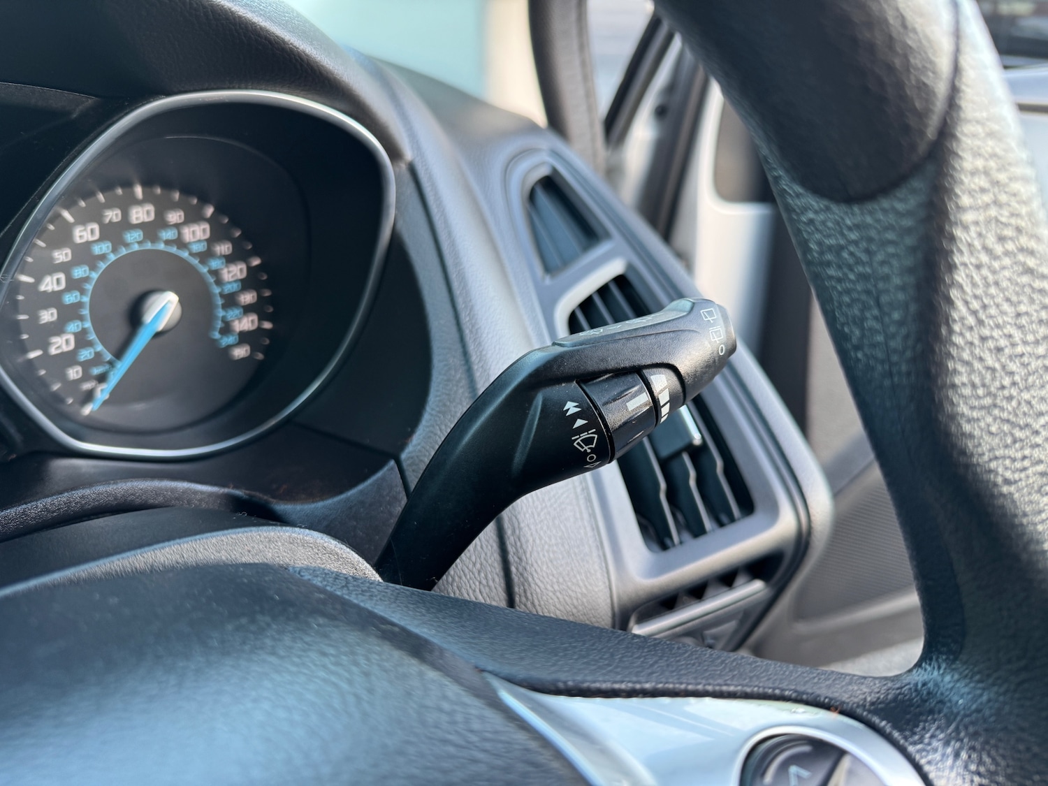 Used Ford Focus 2012 for sale - 77107902: Photo 32