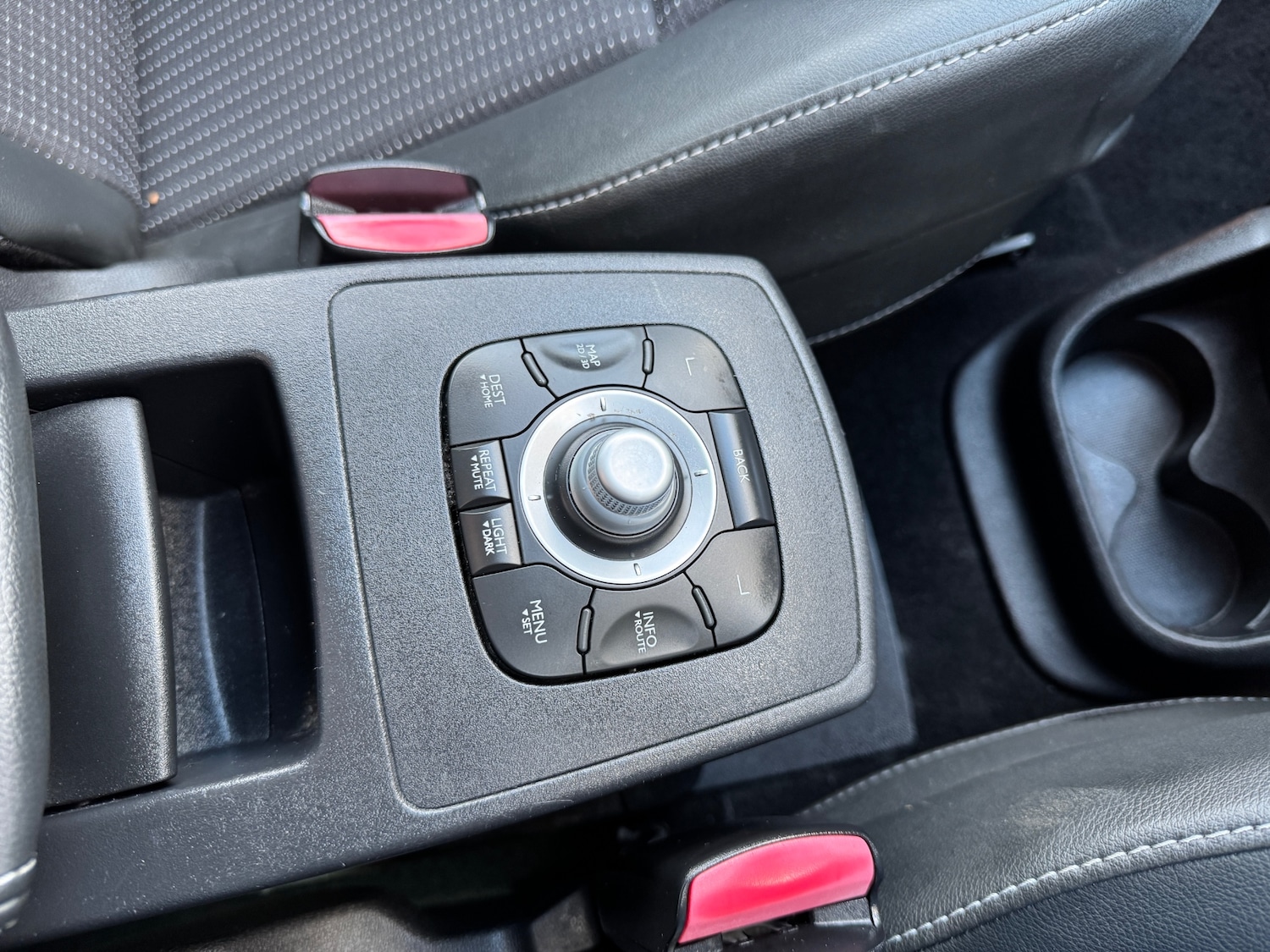 Used Renault Scenic 2012 for sale - 77107907: Photo 17