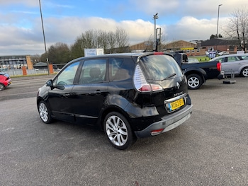 Used Renault Scenic 2012 for sale - 77107907: Photo
