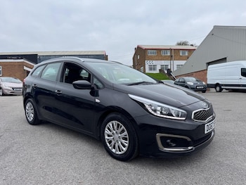 Used Kia Ceed 2017 for sale - 76576858: Photo