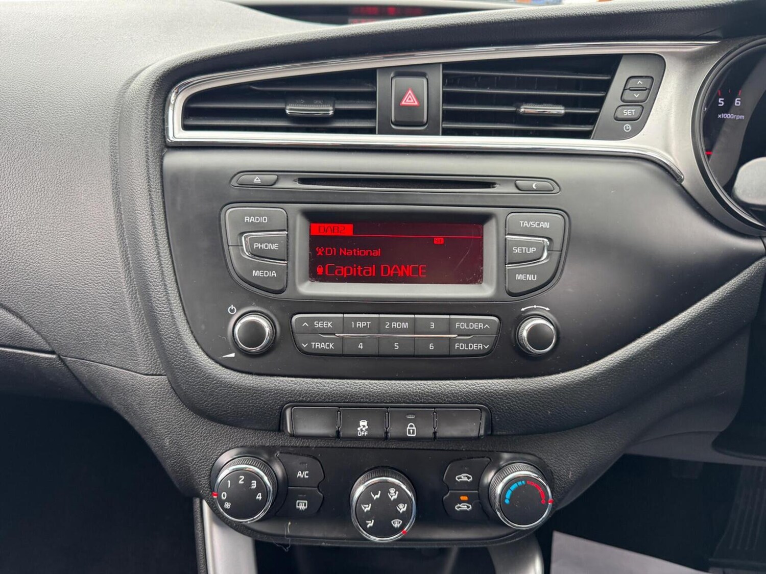 Used Kia Ceed 2017 for sale - 76576858: Photo 33