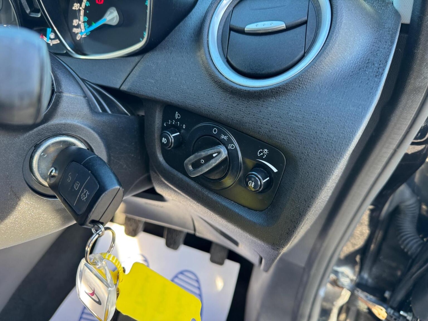 Used Ford Fiesta 2014 for sale - 76662681: Photo 30