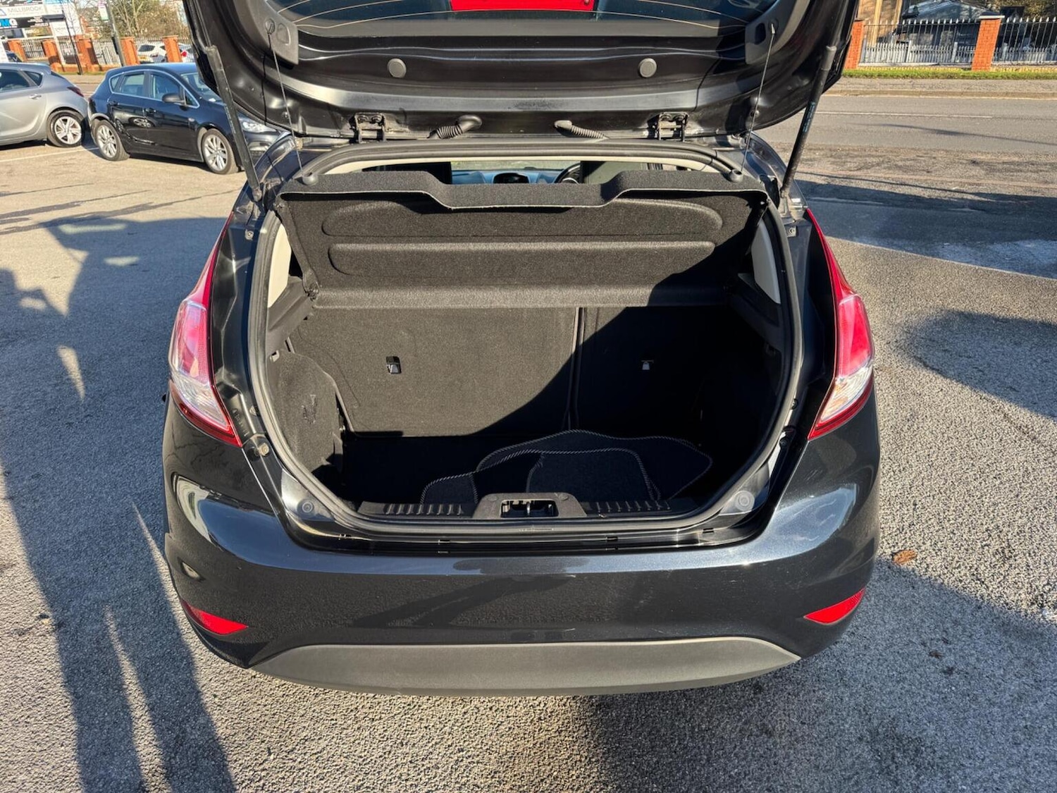 Used Ford Fiesta 2014 for sale - 76662681: Photo 6