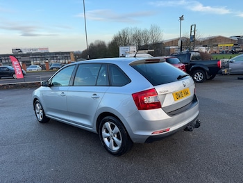 Used Skoda Rapid 2016 for sale - 77354948: Photo