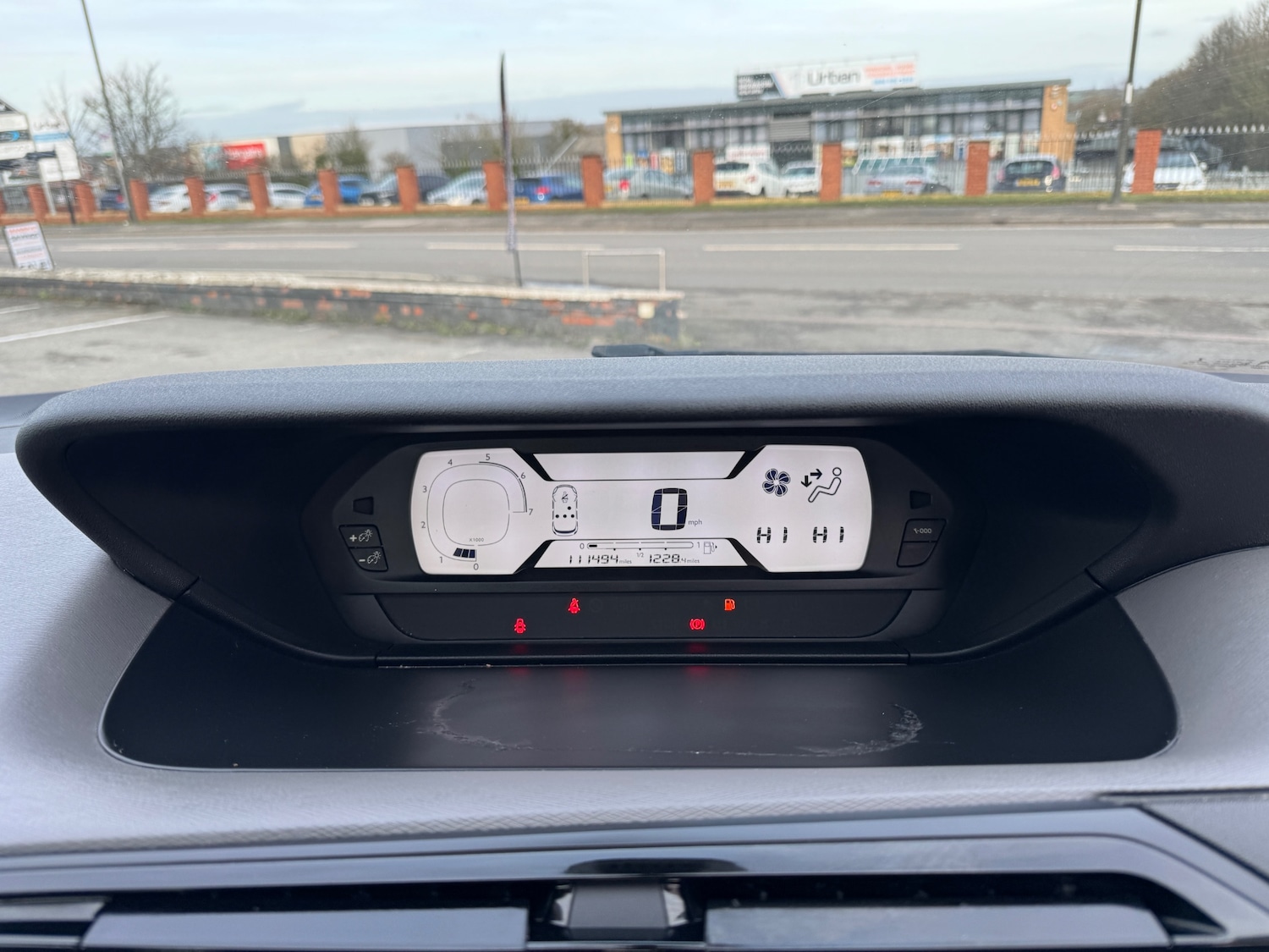 Used Citroen C4 Picasso 2016 for sale - 77581719: Photo 13