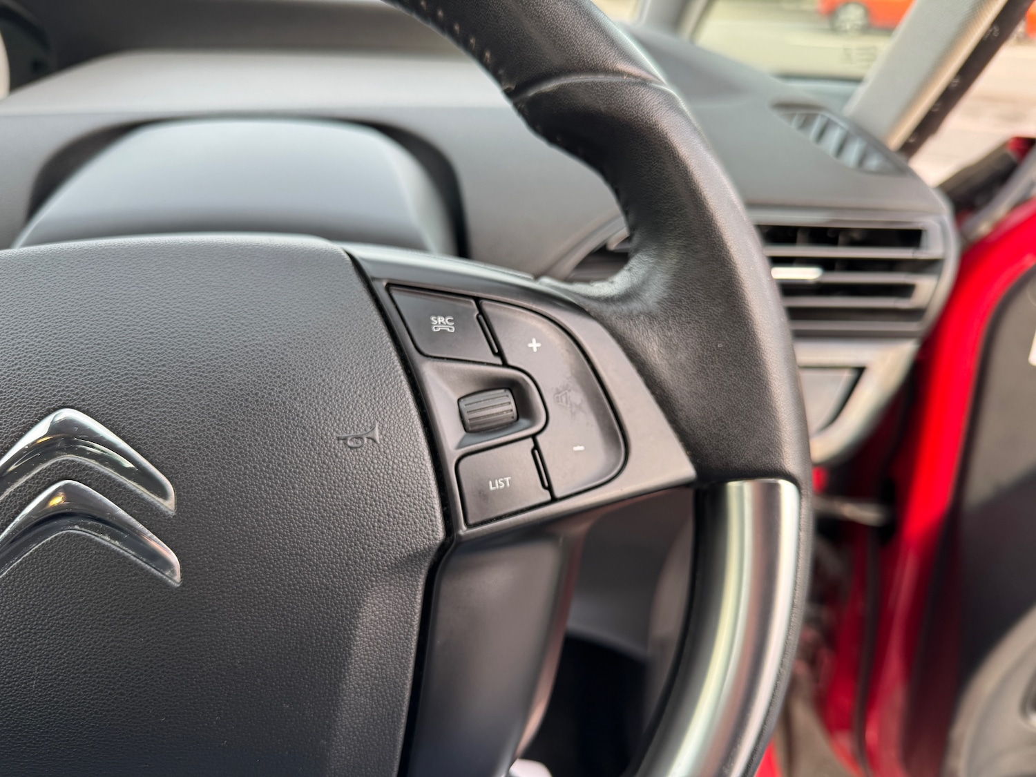 Used Citroen C4 Picasso 2016 for sale - 77581719: Photo 17