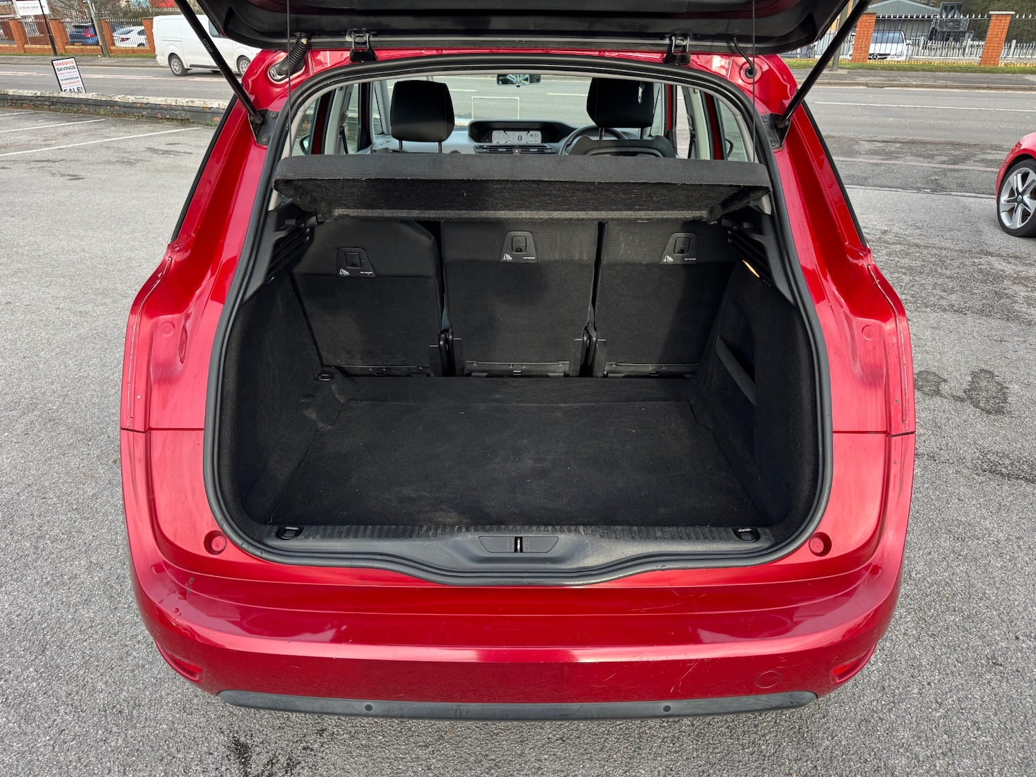 Used Citroen C4 Picasso 2016 for sale - 77581719: Photo 5