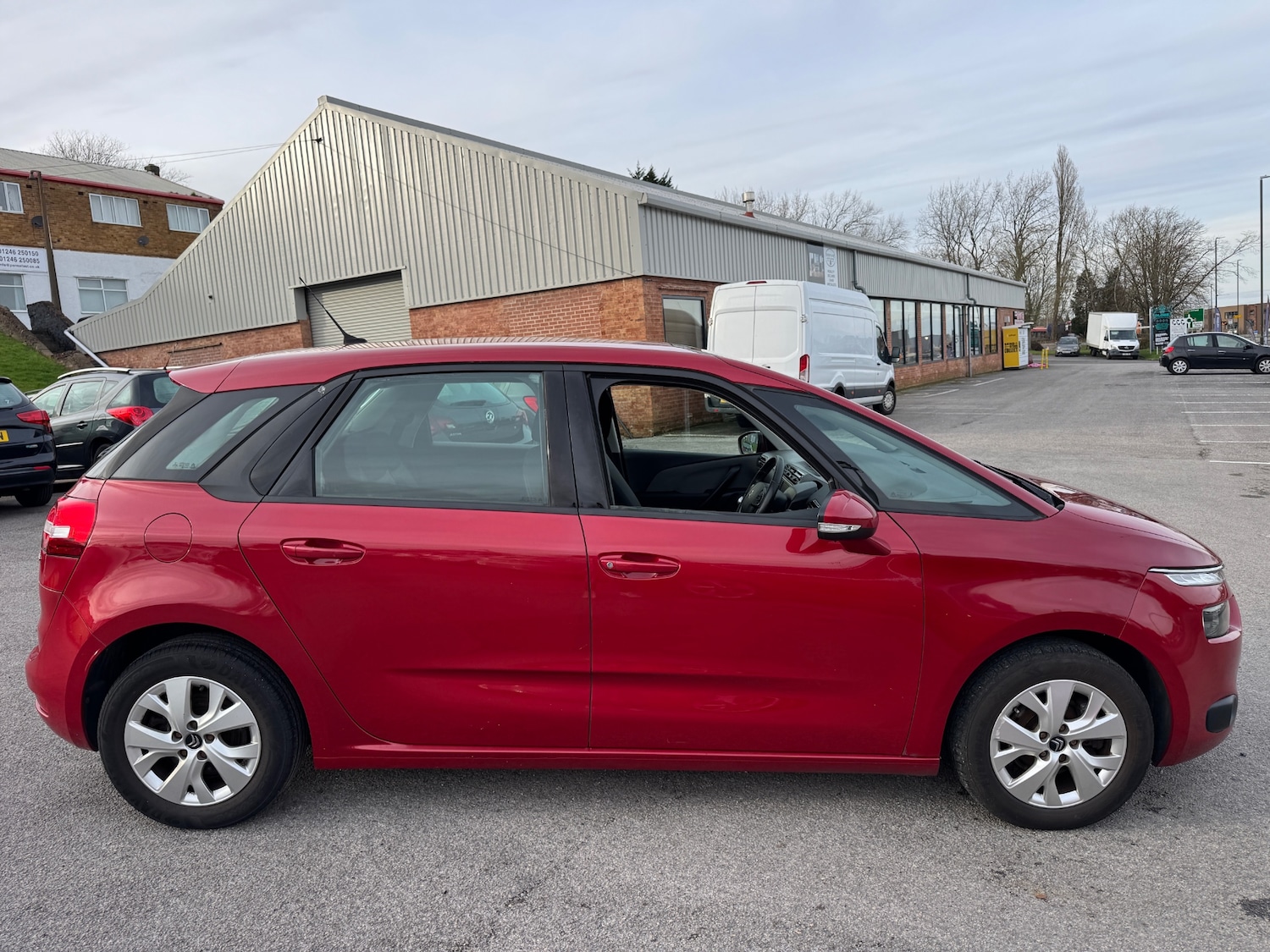 Used Citroen C4 Picasso 2016 for sale - 77581719: Photo 6