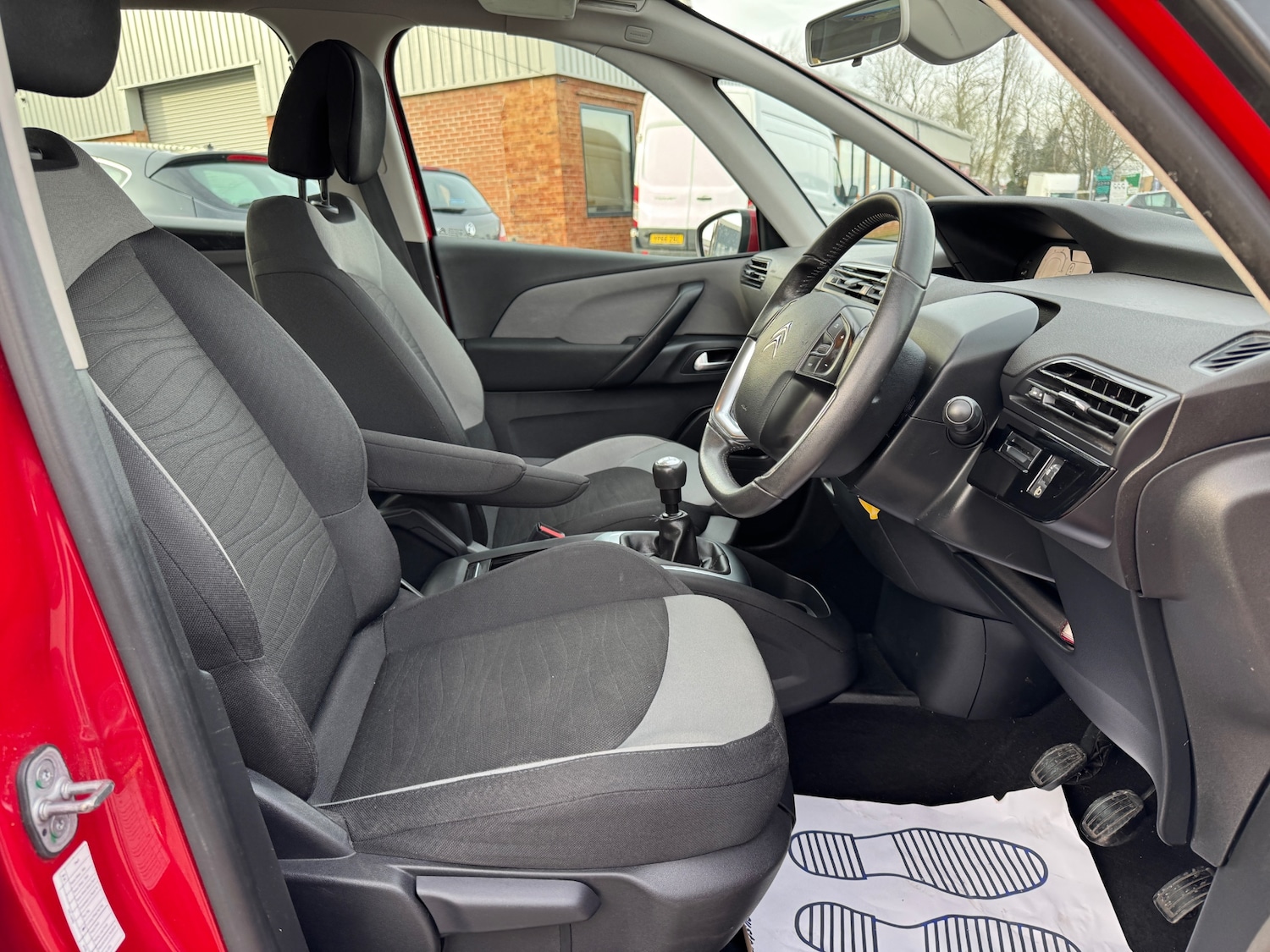 Used Citroen C4 Picasso 2016 for sale - 77581719: Photo 9