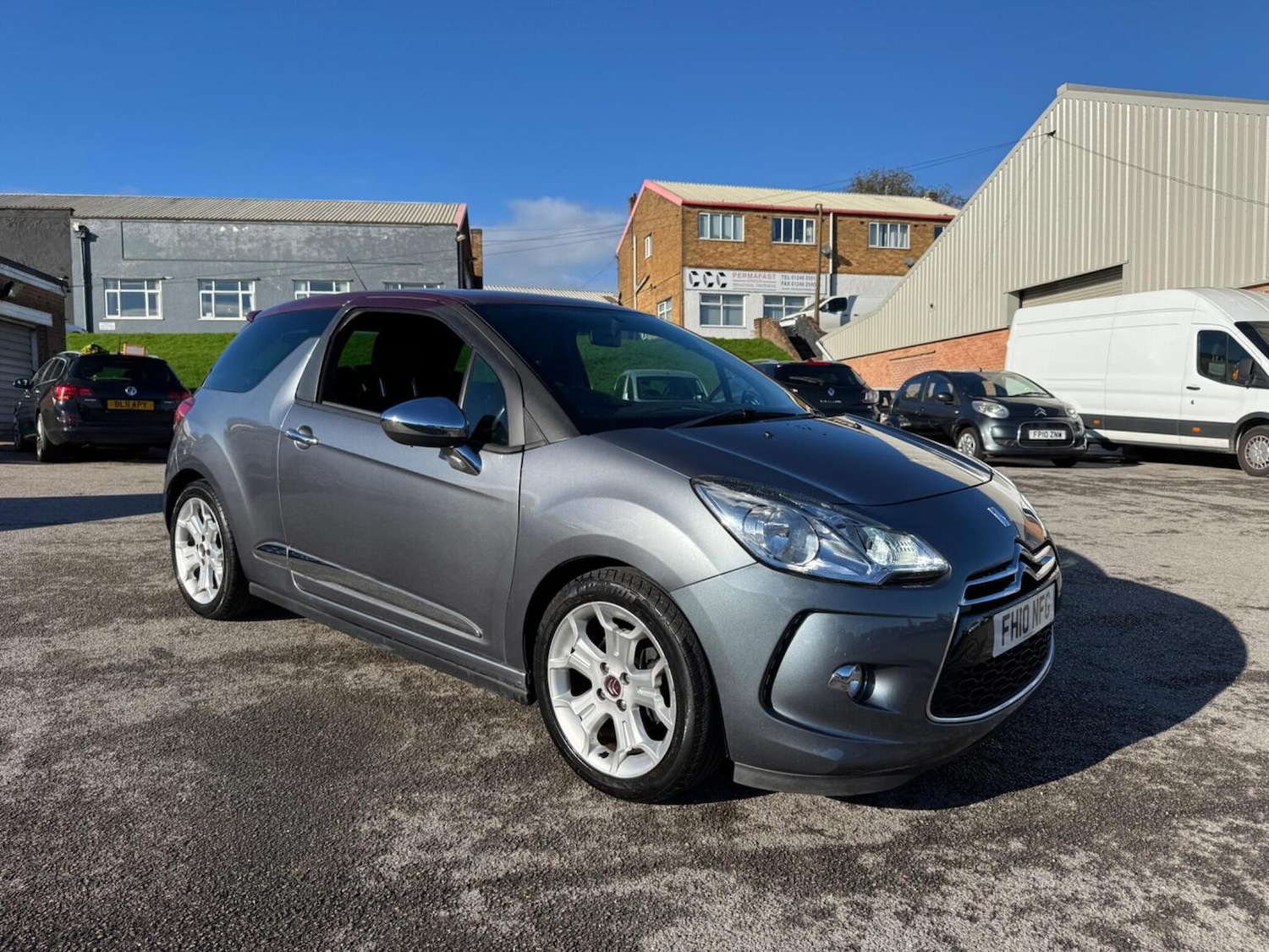 Used Citroen DS3 2010 for sale - 76576852: Photo 2