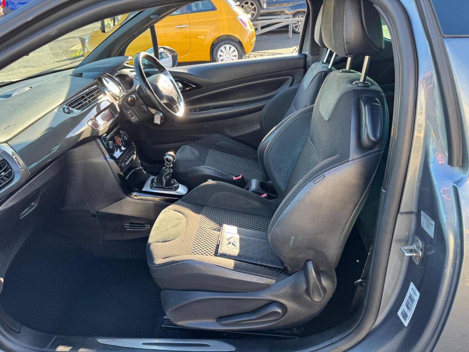 Used Citroen DS3 2010 for sale - 76576852: Photo 36