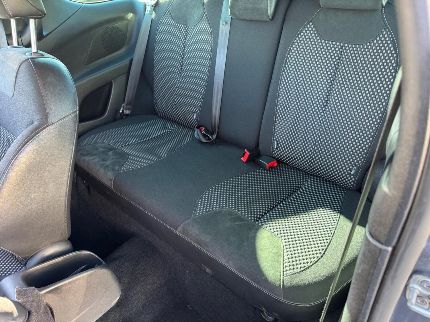 Used Citroen DS3 2010 for sale - 76576852: Photo 40